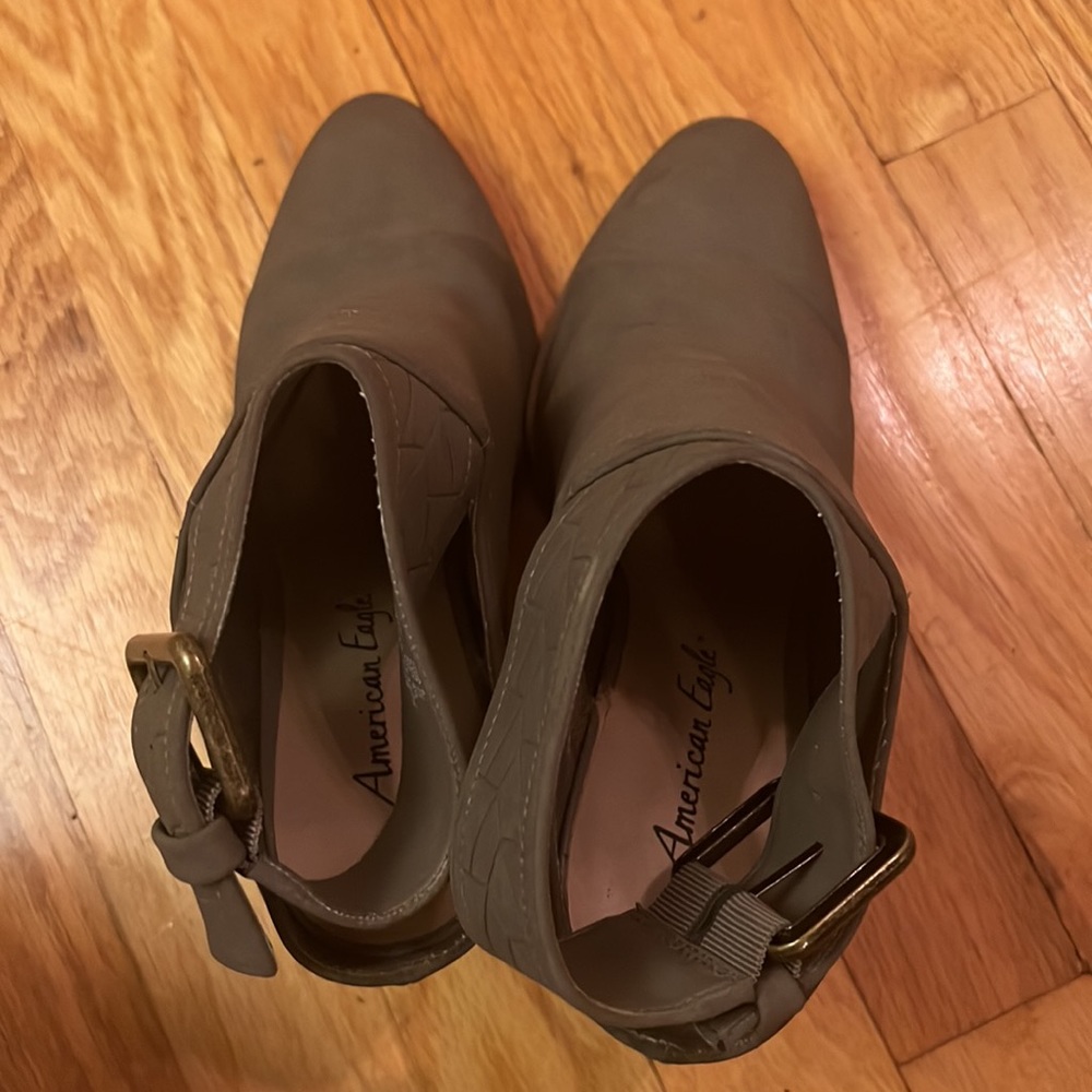 Heeled Boots - Picture 5 of 5